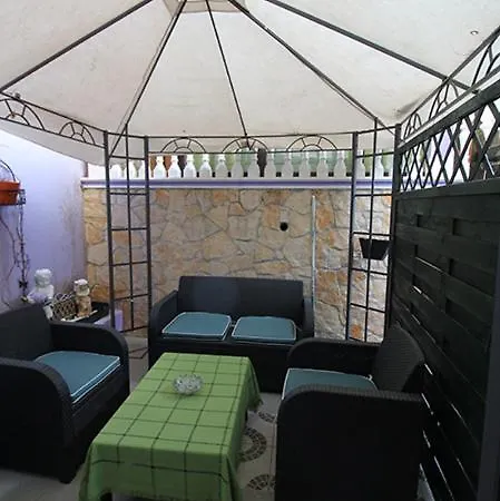 Apartment Mira Pula